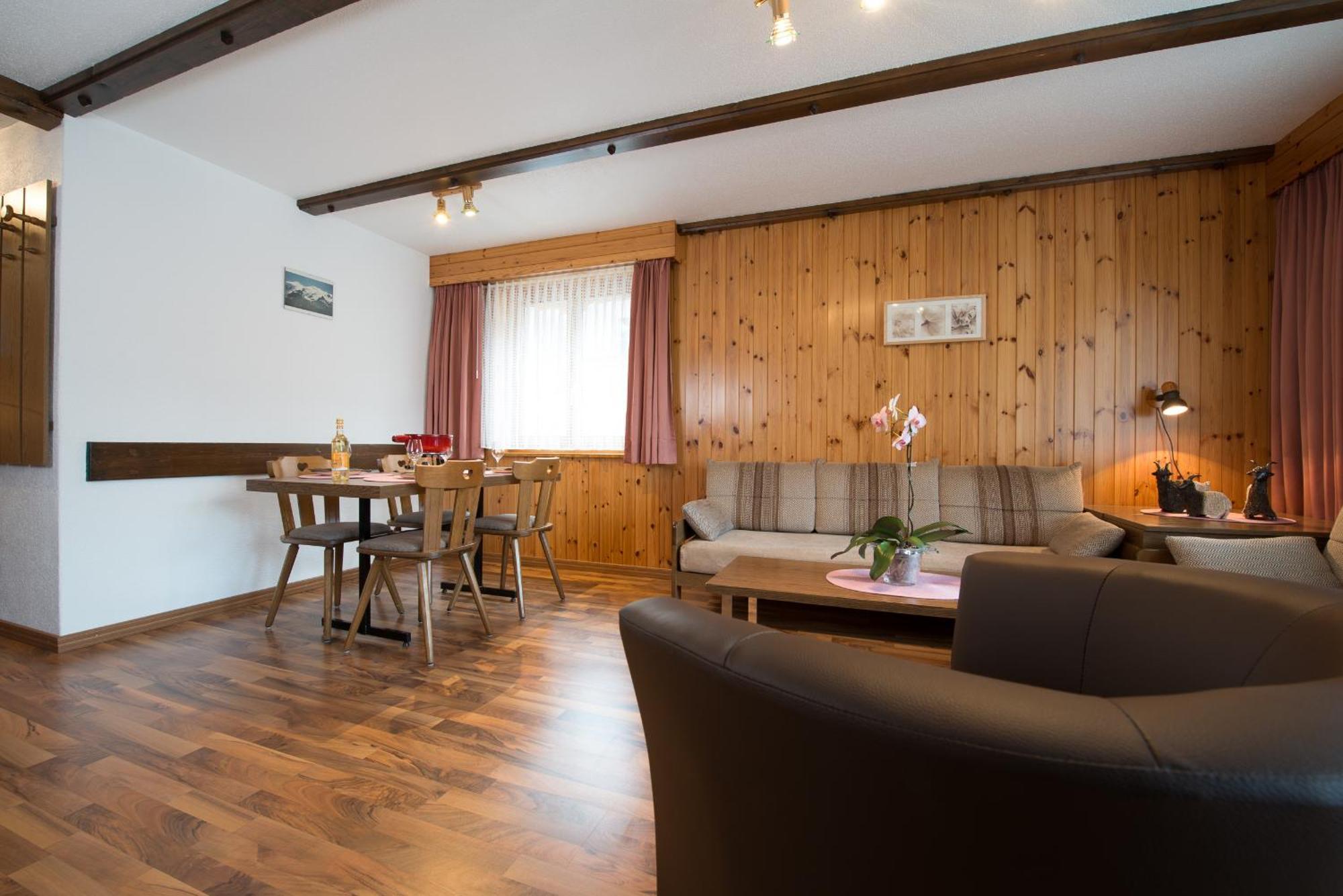 Apartamento Haus Alba Saas-Almagell Habitación foto