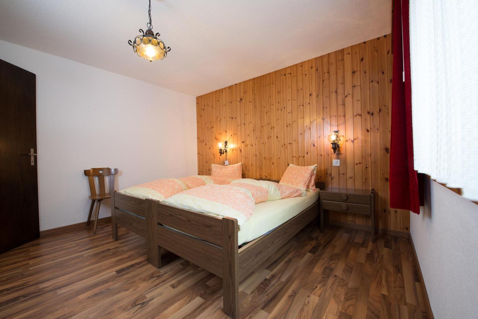 Apartamento Haus Alba Saas-Almagell Habitación foto
