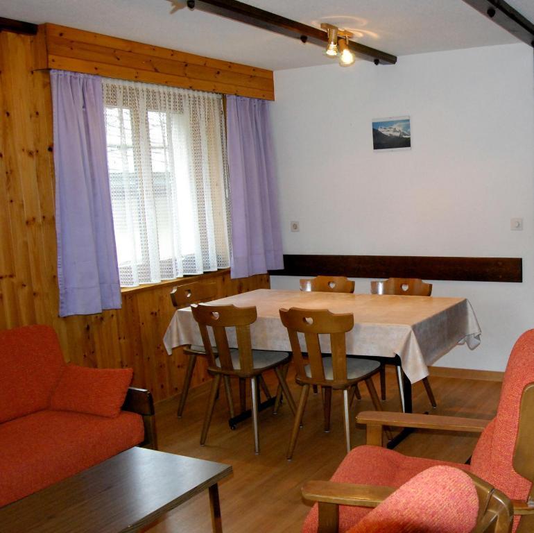 Apartamento Haus Alba Saas-Almagell Habitación foto